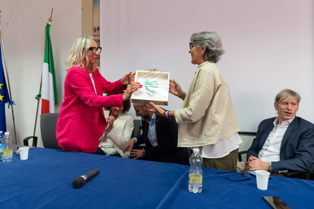 Presentazione Portogruaro a cura di Nerina Covassin Ass. Con-Te-Stare Sportello Attivo Transgender Centro ONIG Padova